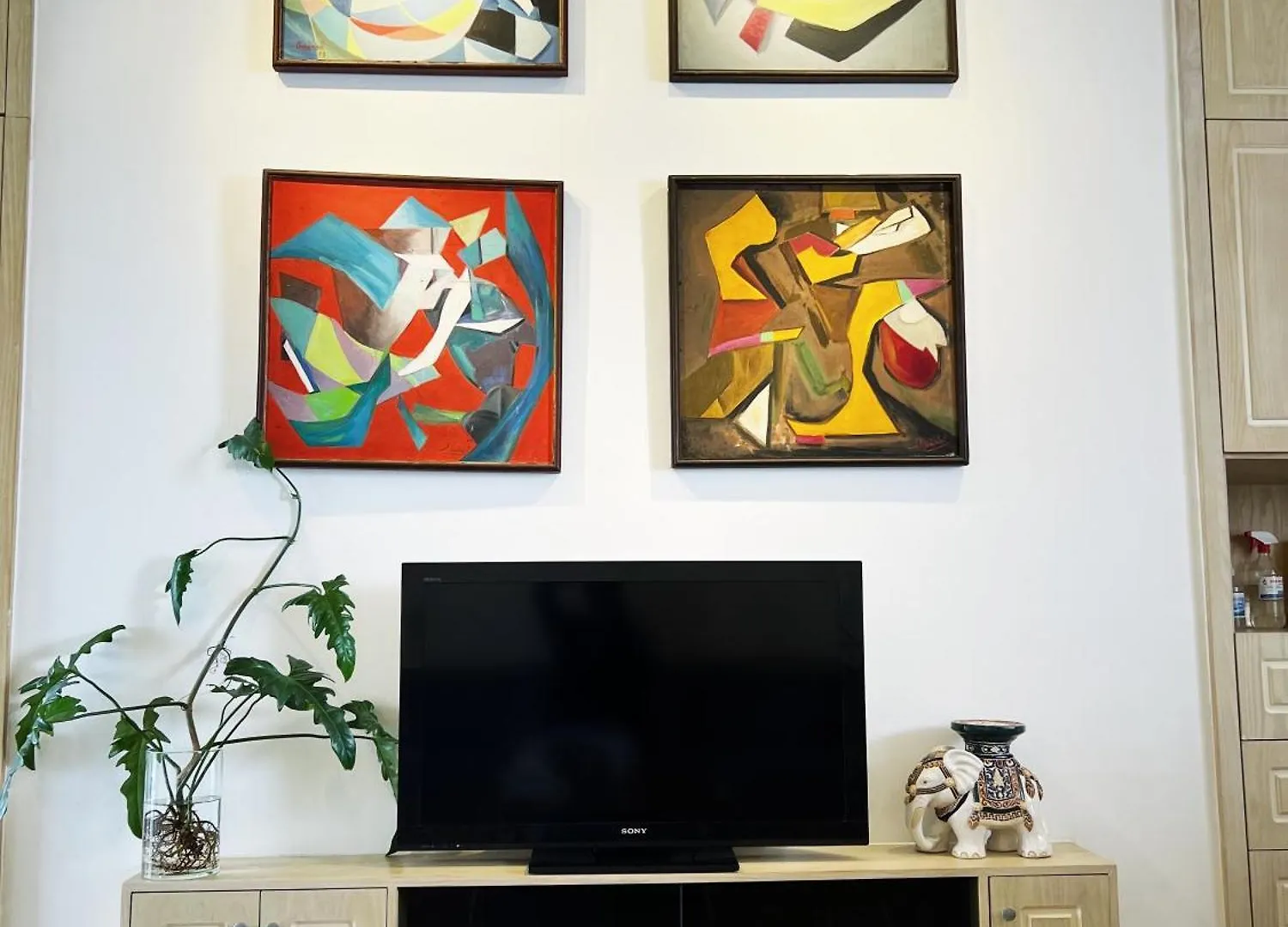 Apartment 313 House - Cozy & Charming Studio 1M To Bui Vien Ho Chi Minh City