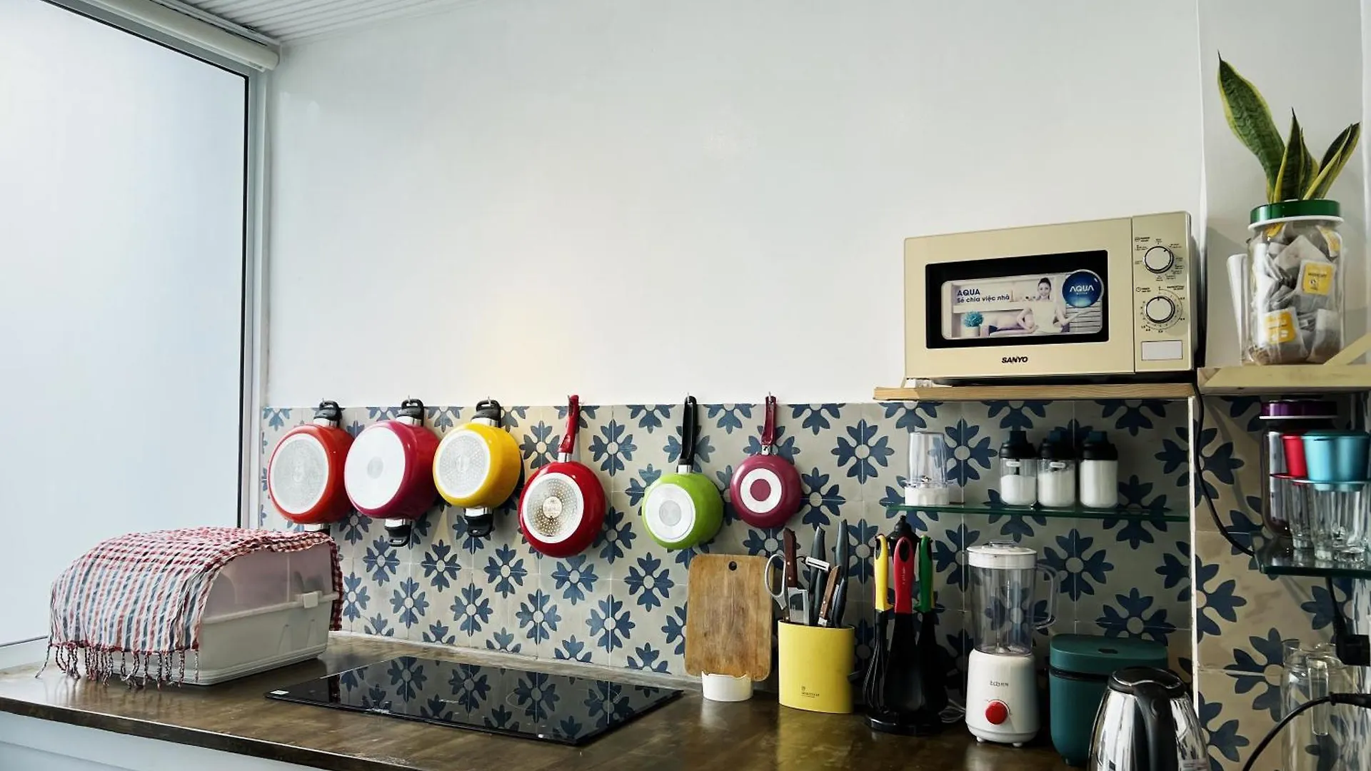 313 House - Cozy & Charming Studio 1M To Bui Vien contacts